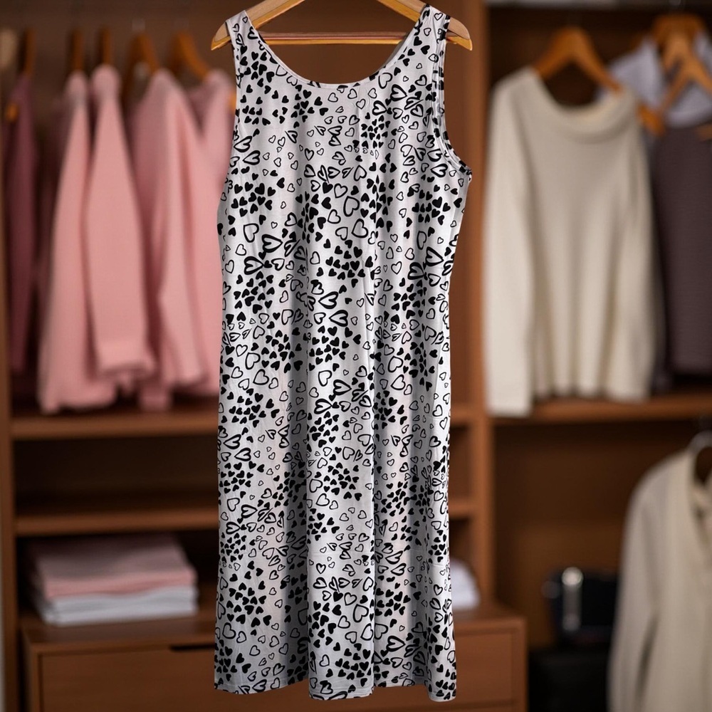 Tank dress,Maxi length,in white & black heart pattern